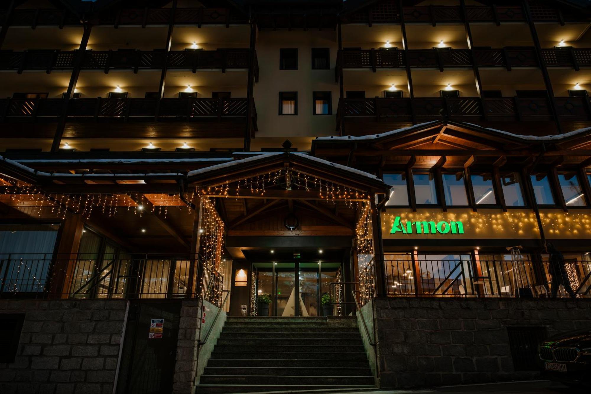 Armon Greenblu Hotel & Wellness Folgarida Exteriér fotografie